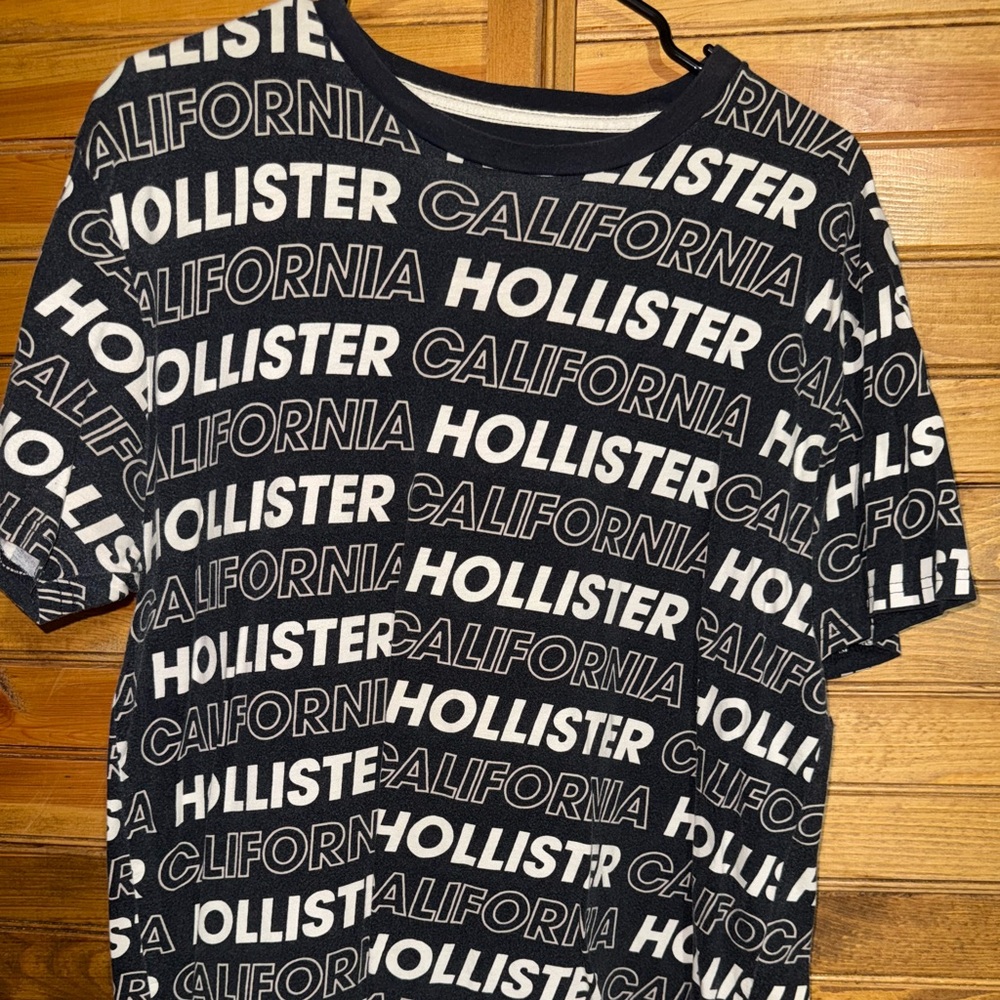 Hollister Tshirt